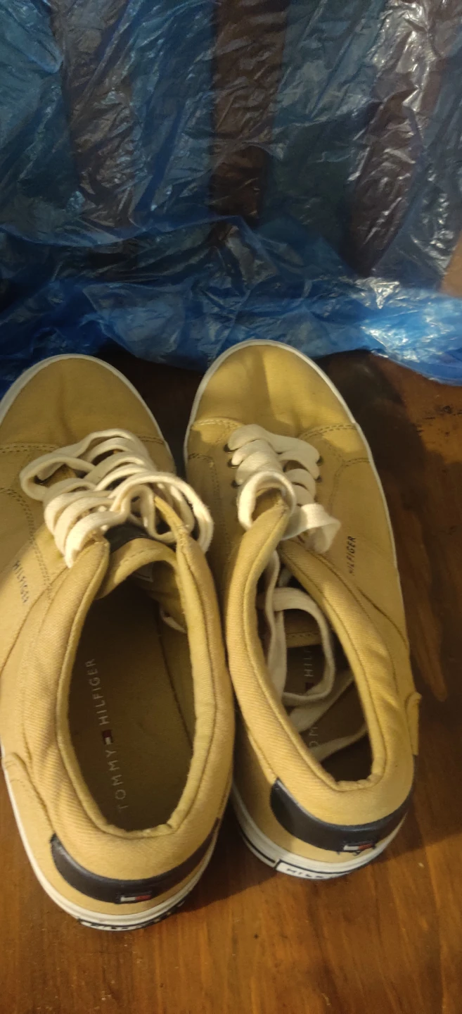 Tommy Hilfiger Tan Canvas Sneakers 7.5 mens - photo 2