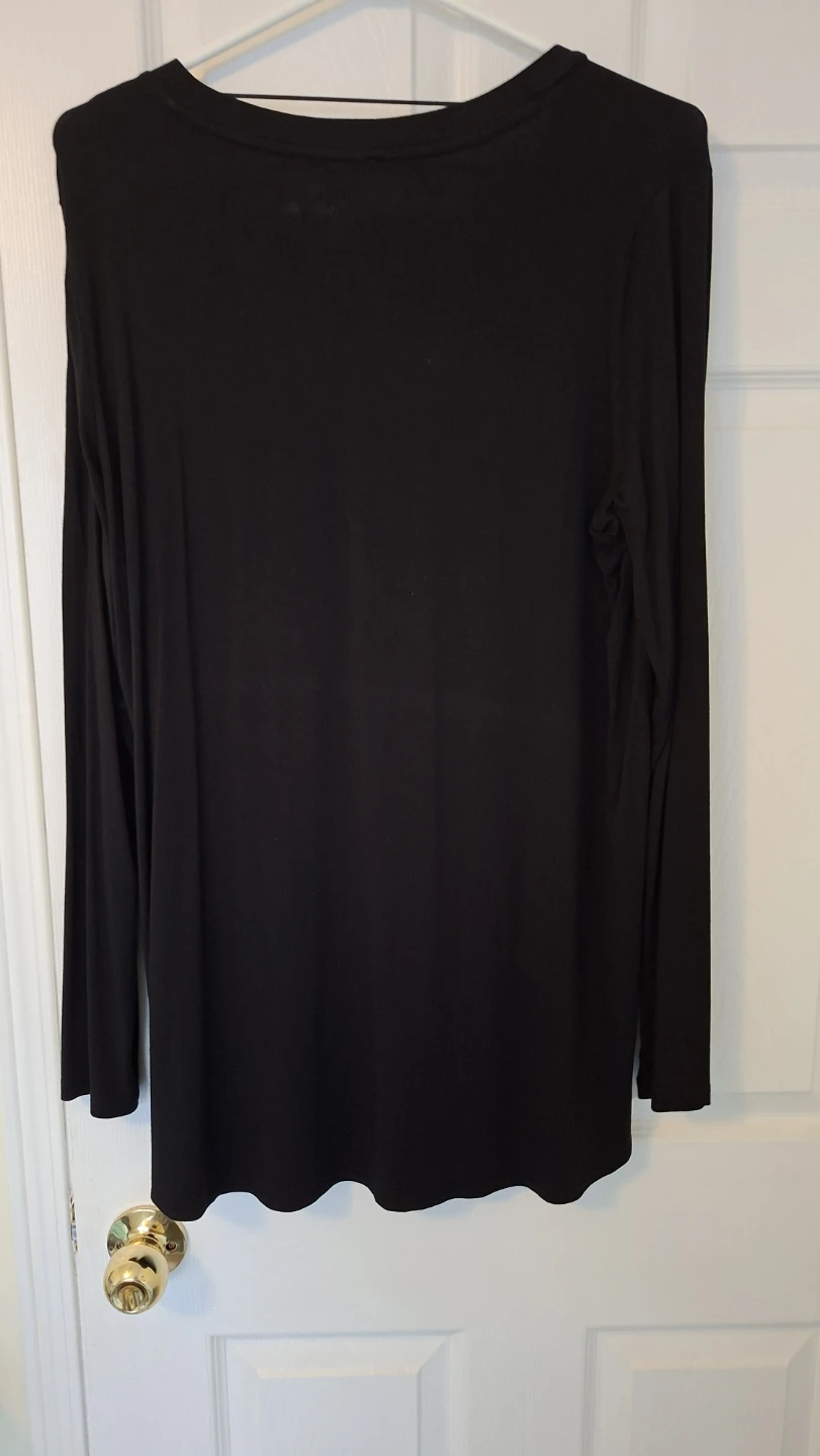 Lord & Taylor Black Long Sleeve V-Neck Top - XL - photo 3