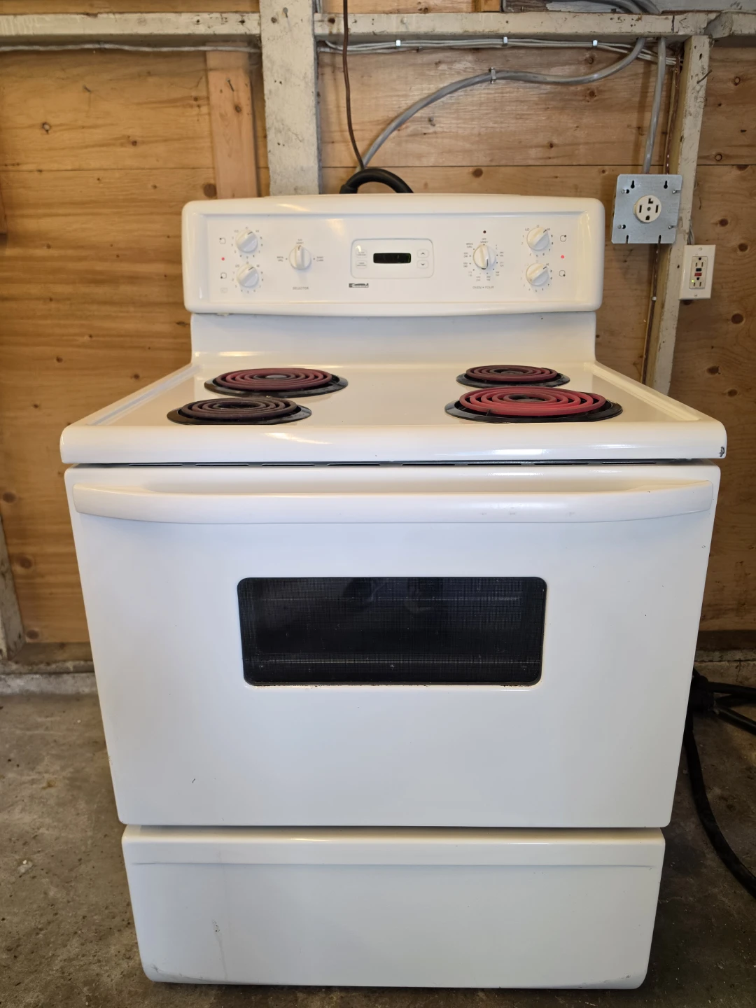 Kenmore 30" Electric Coil Stove / Range - Delivery Available 🚚 - photo 5
