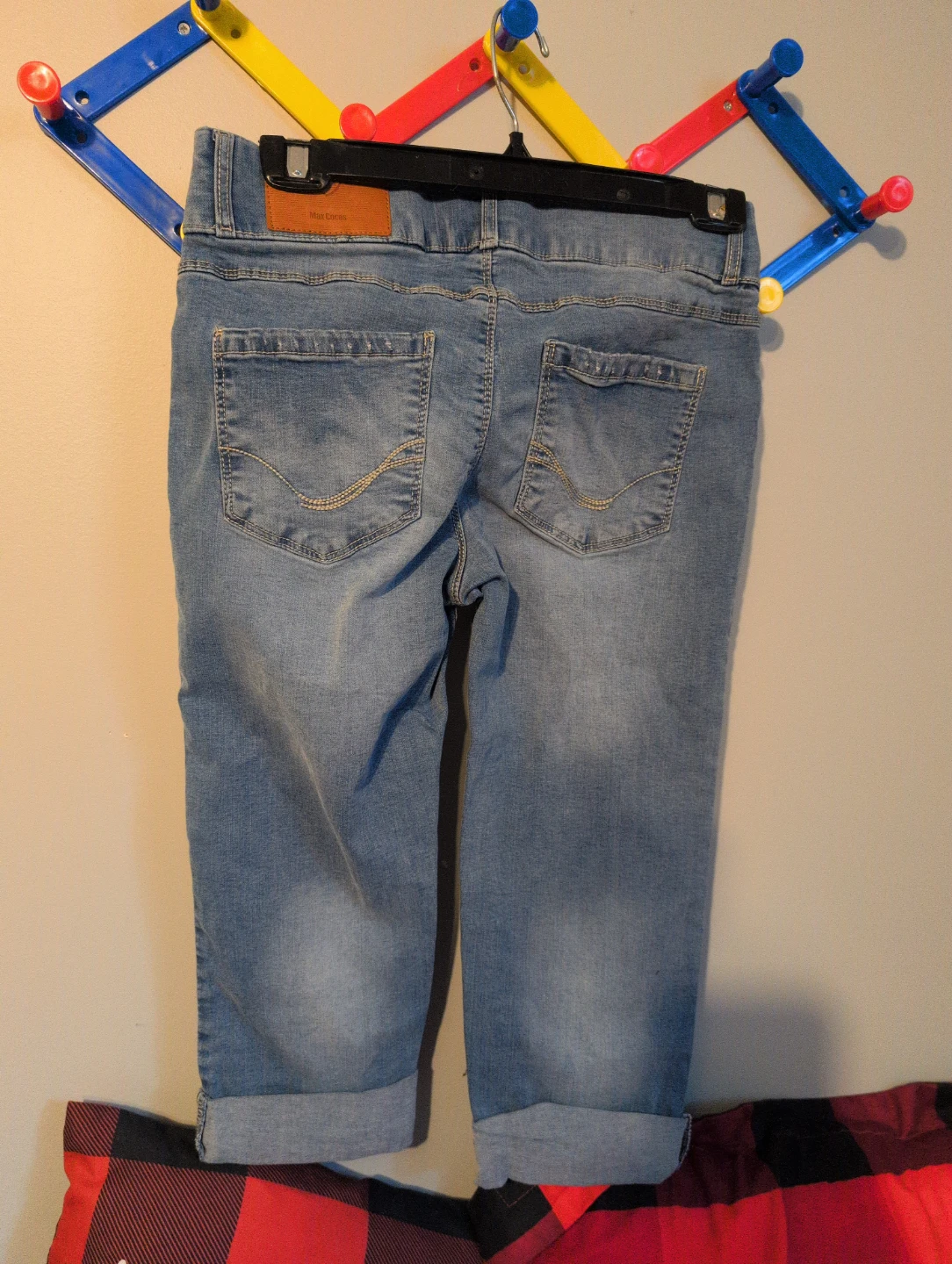 Max GoCos Blue Denim Capris - photo 4