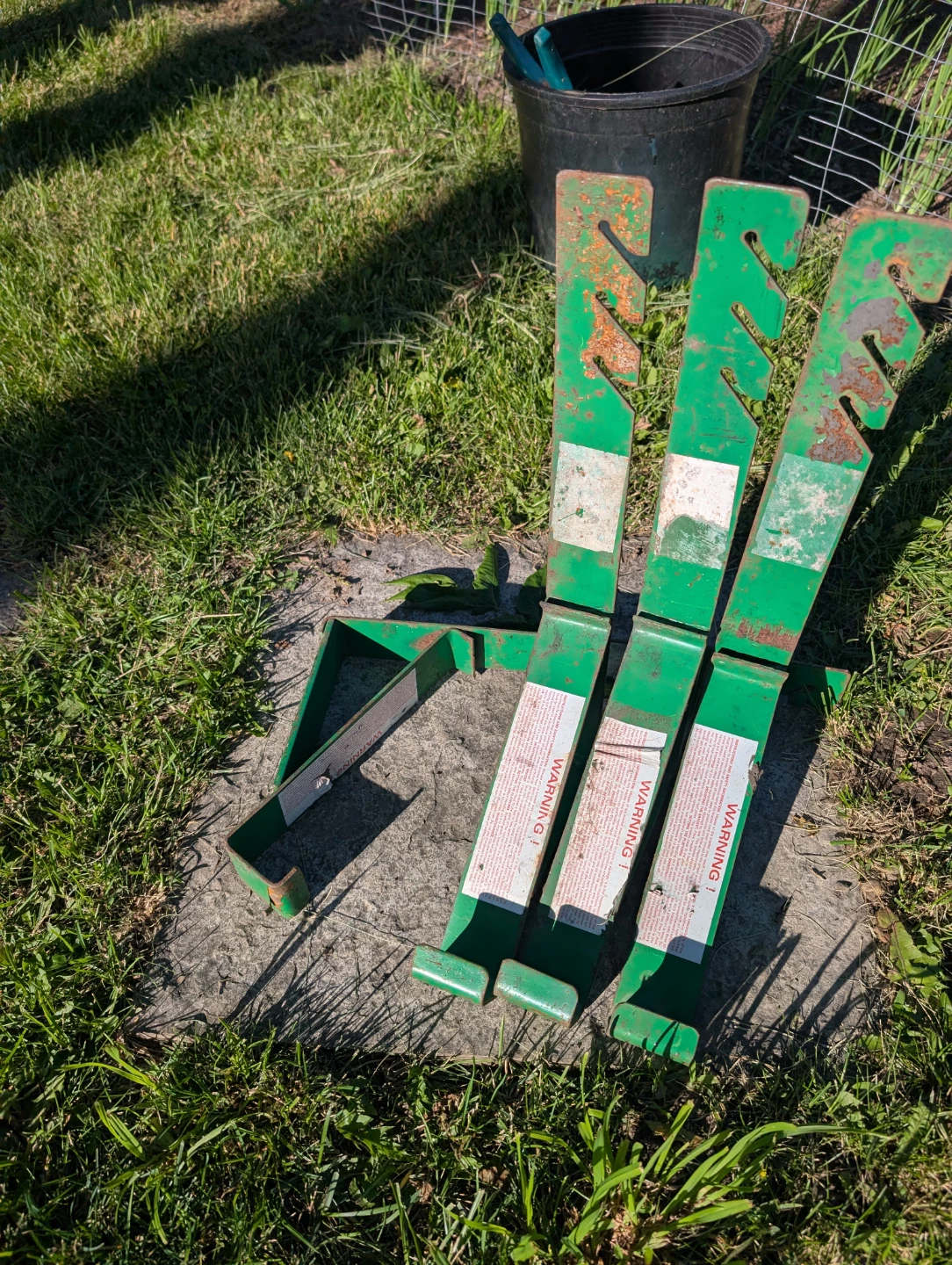 4 Roofing Brackets - photo 2