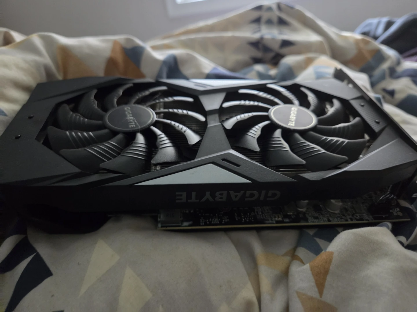 Gigabyte GeForce GTX 1660 SUPER - photo 2