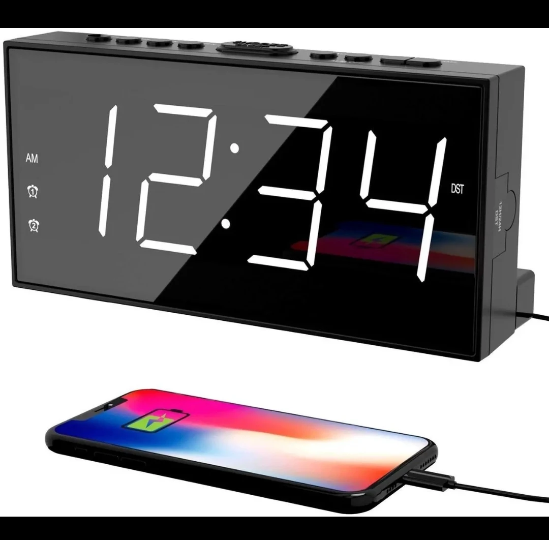 LIKE NEW Big Digits Dimmerable Clock (NO alarm function)