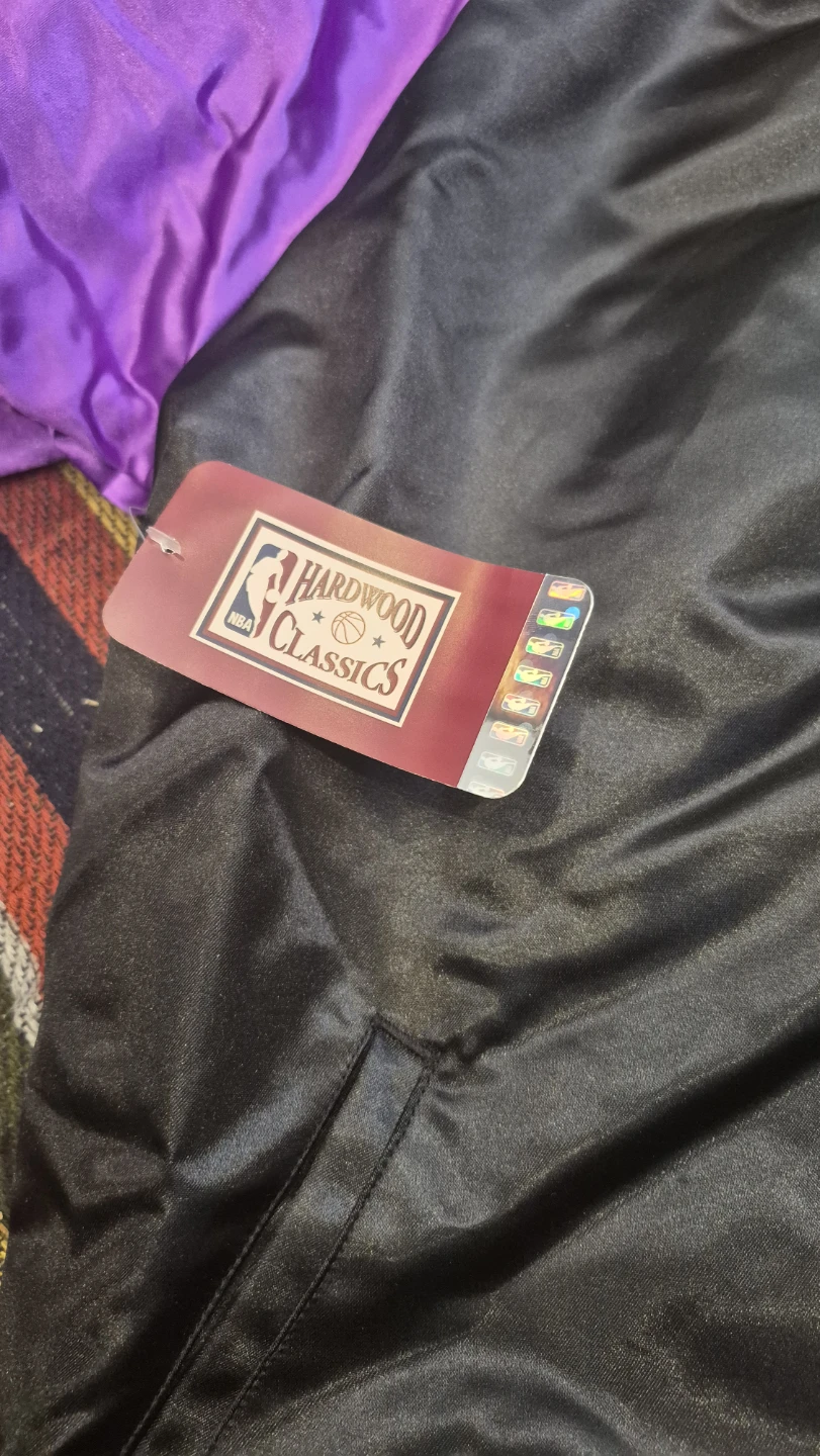 Mitchell & Ness Toronto Raptors NBA Hardwood Classics Jacket - photo 2