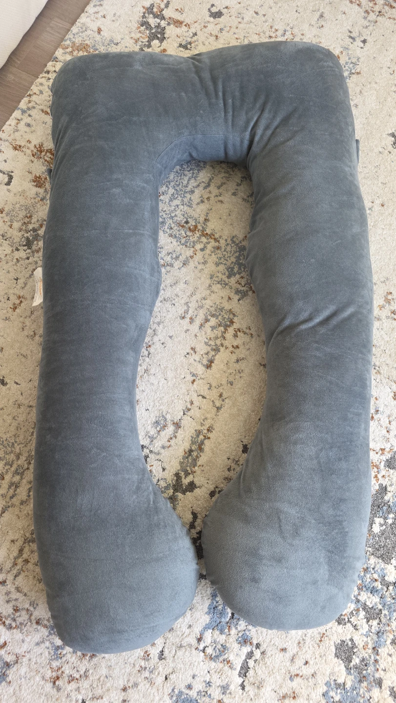 Chilling Home U-Shaped Pregnancy Pillow