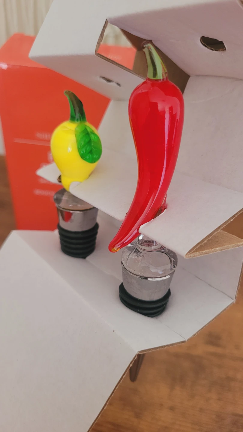 Sandra Lee Alexandra Bottle Stoppers – Set of 2 (New)