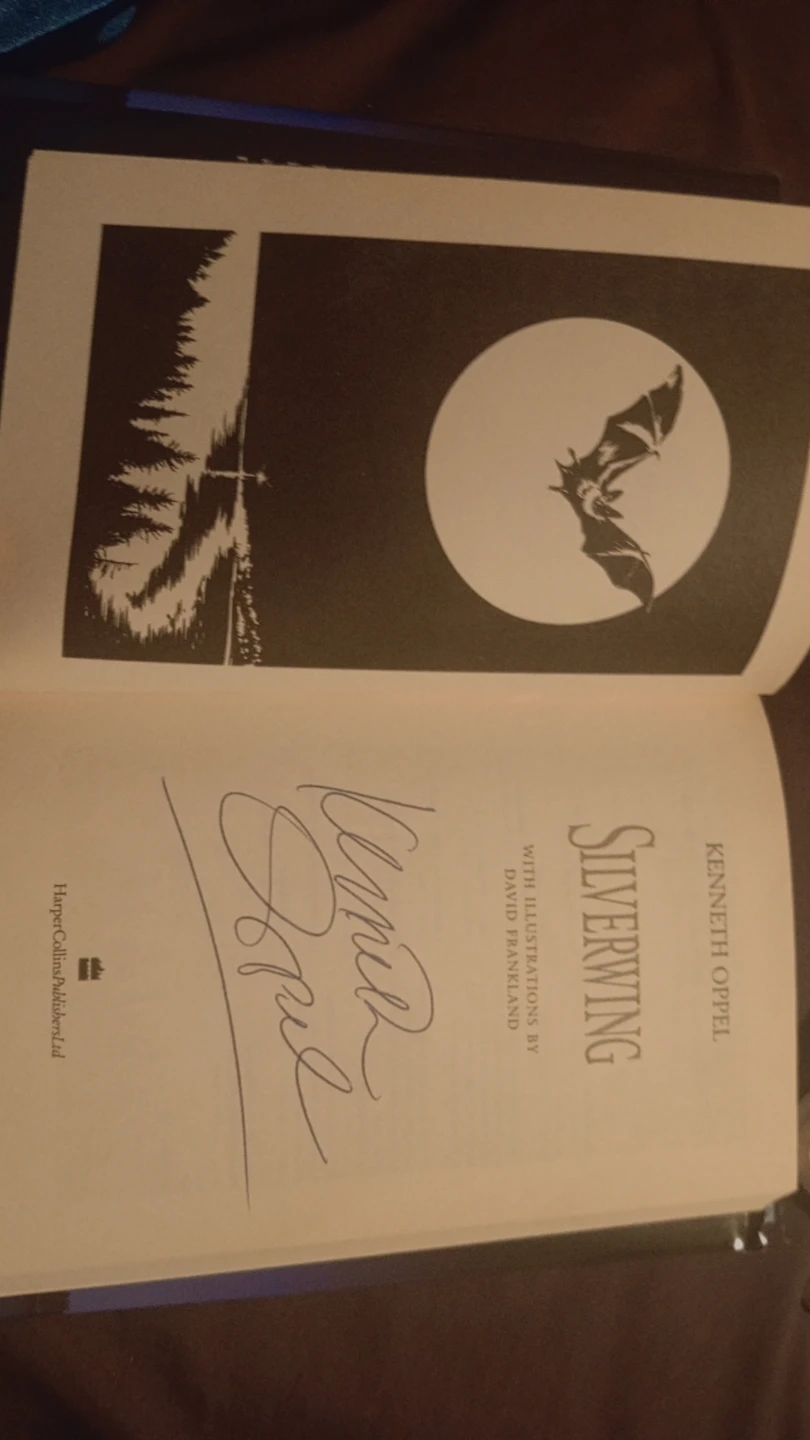 Silverwing by Kenneth Oppel (10th Anniversary Edition) - photo 2