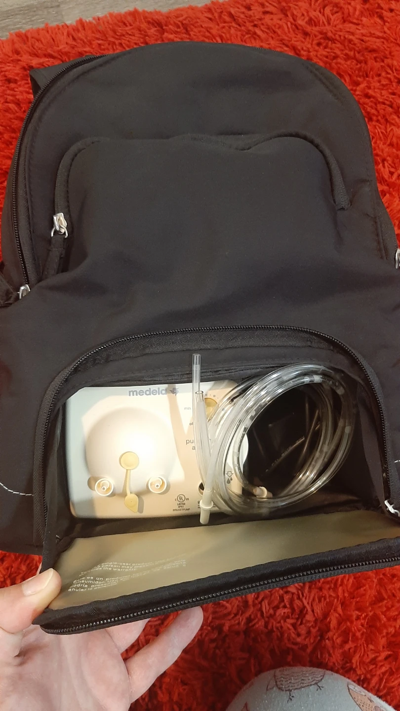 Medela Pump in Style Breast Pump Backpack - photo 4