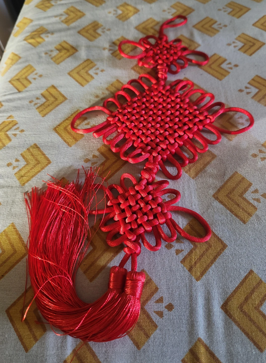 Chinese Knot with Tassel for prosperity !! ⚽
