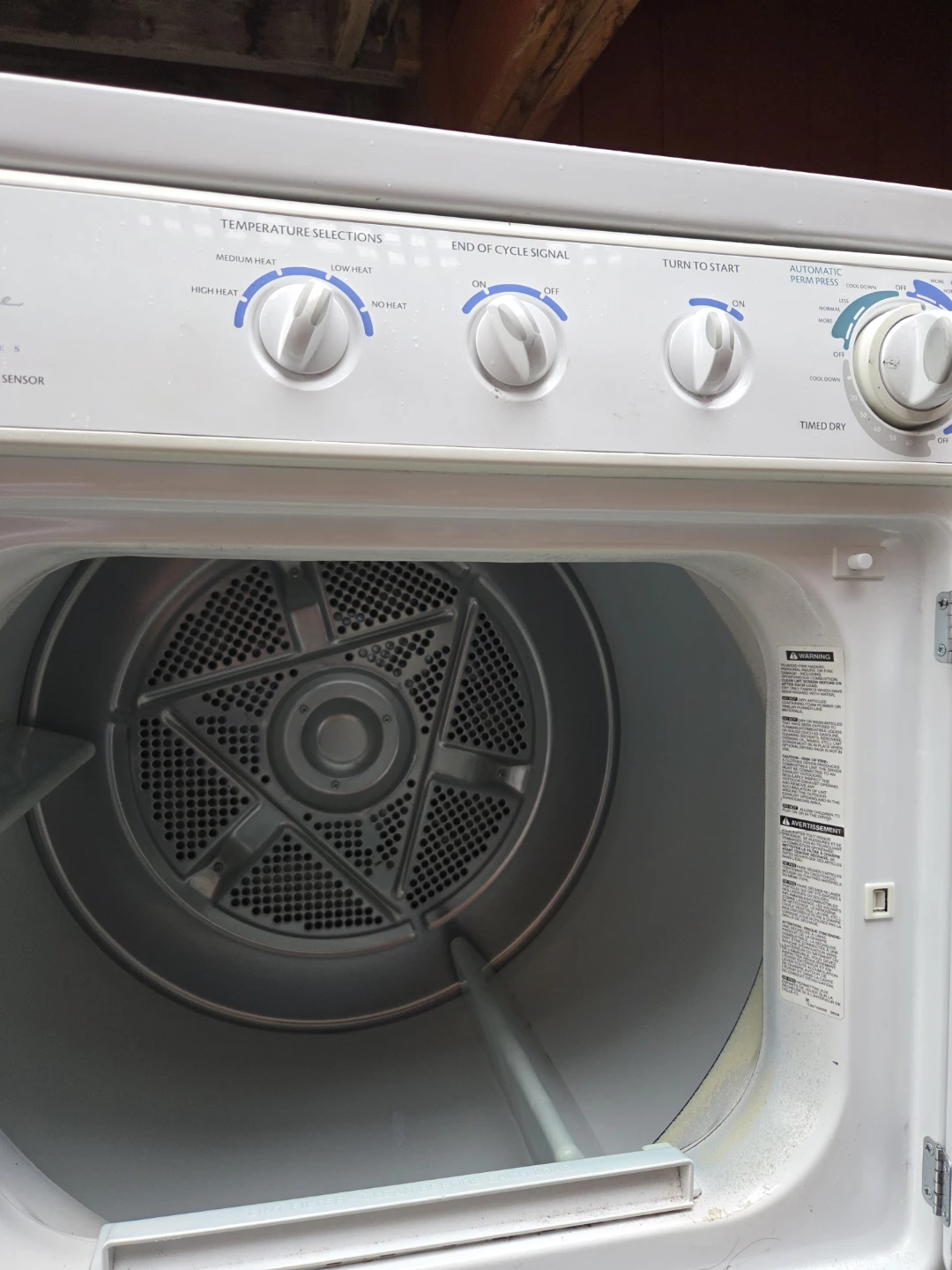 Frigidaire Gallery Series Washer and Dryer Set - photo 2