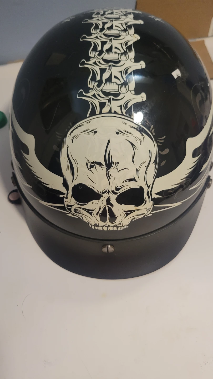 DOT Motorcycle Helmet - Skull & Wings Design