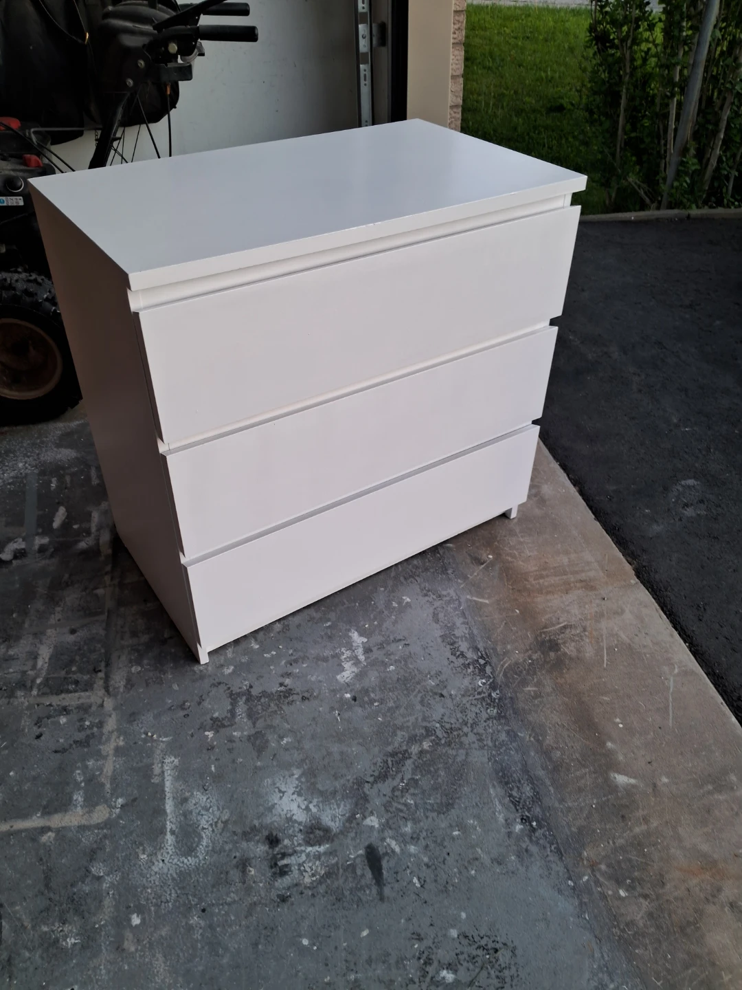 White 3-Drawer Dresser. Ikea - photo 4