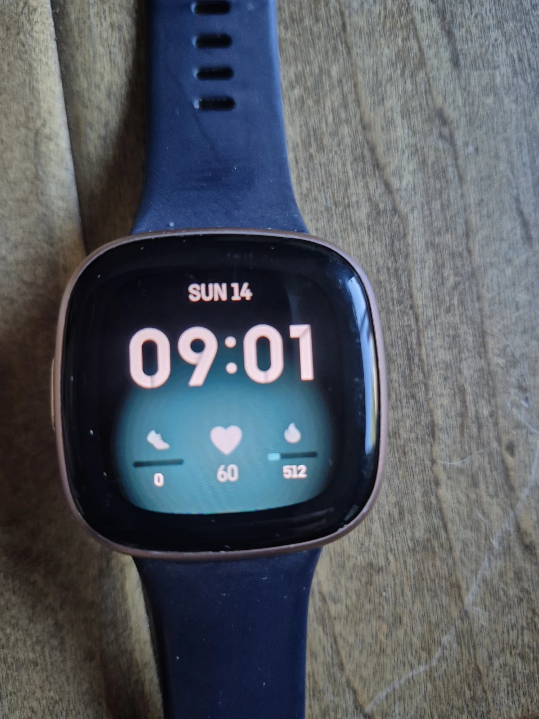 Fitbit Versa 3 Smartwatch with Accessories - photo 2