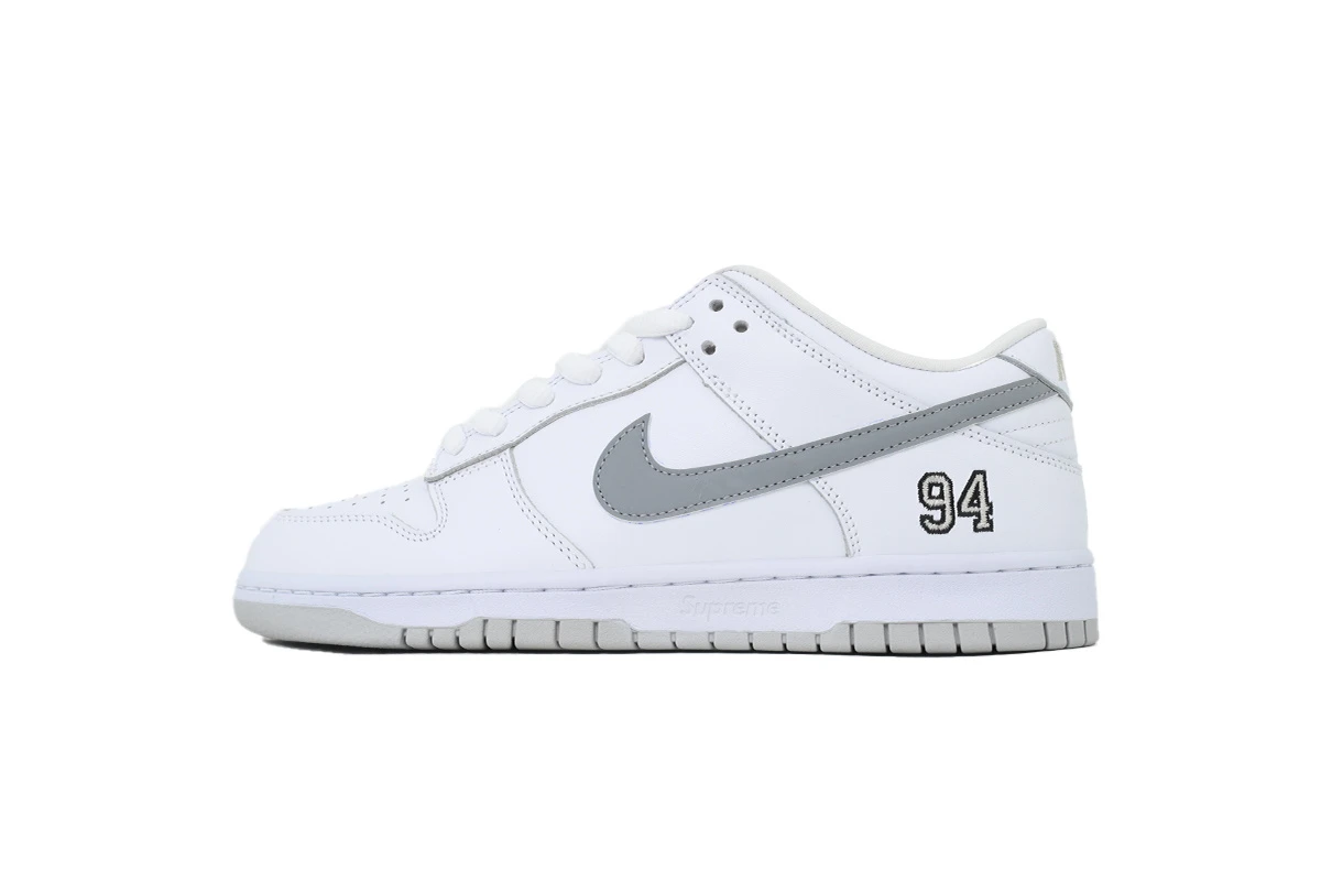 Nike SB Dunk Low Supreme "94" Sneakers - photo 4