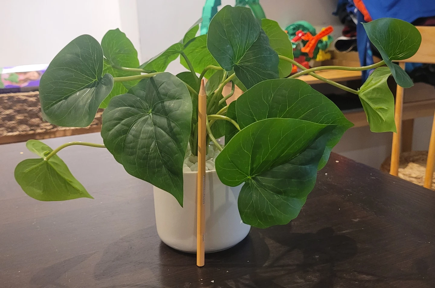 BRAND NEW Artificial Plant (betel) in White Pot - photo 3