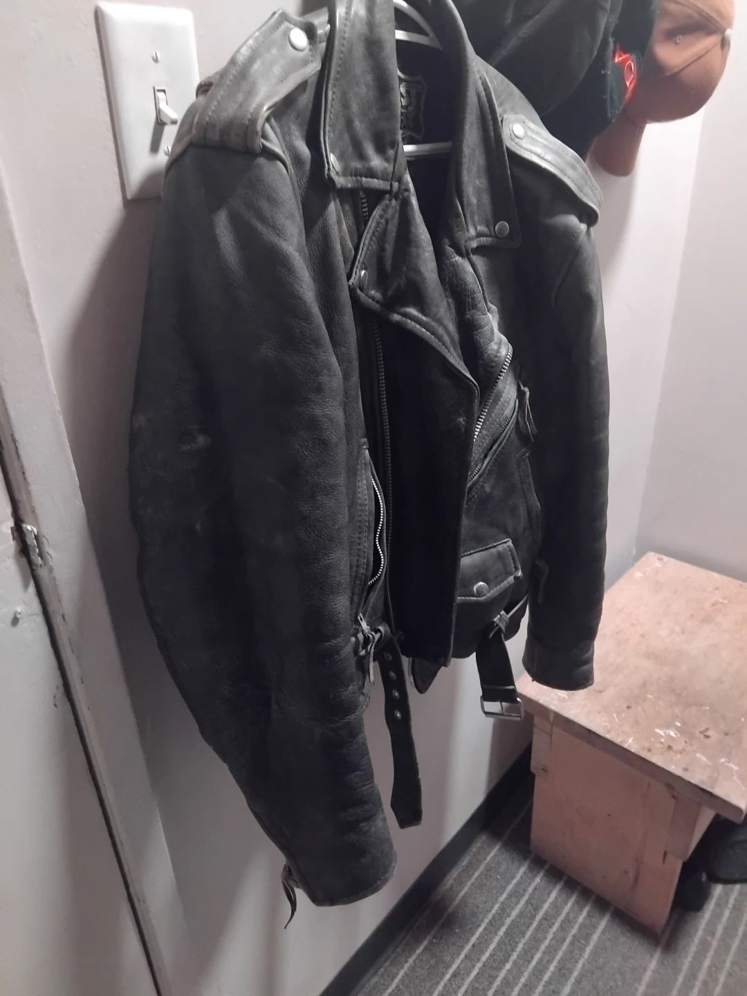 Leather - photo 2