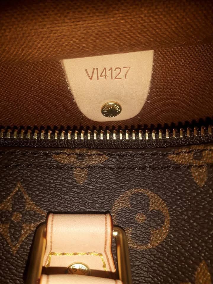 Authentic Louis Vuitton Speedy Monogram Handbag⚽ - photo 3