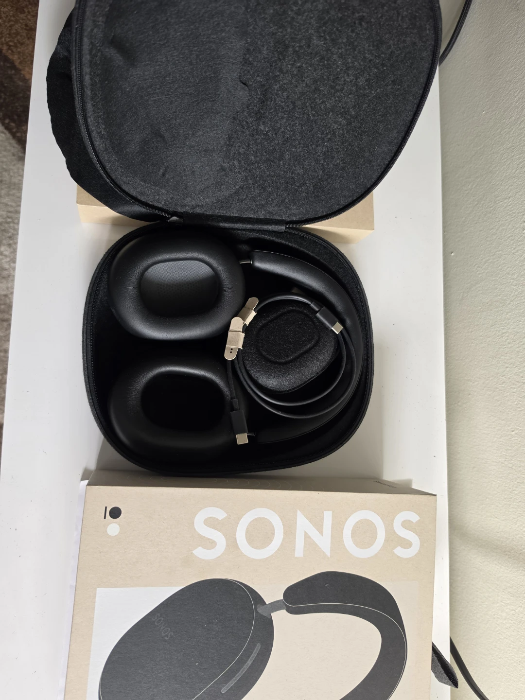 Sonos Ace Over-Ear Noise Cancelling - Black  with Case and Box - photo 2