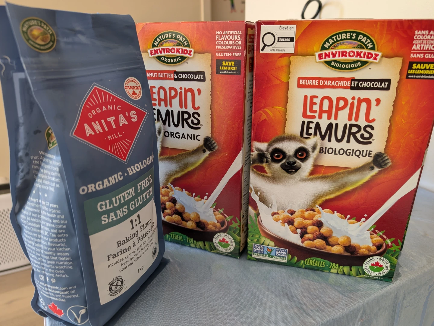 Organic Baking Flour and 4 Leapin Lemur Organic Cereals⚽