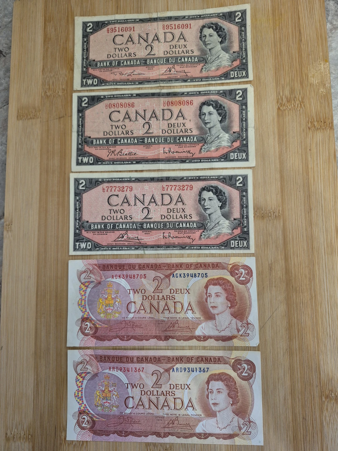 Canada 2 Dollar Banknotes (Lot of 5)