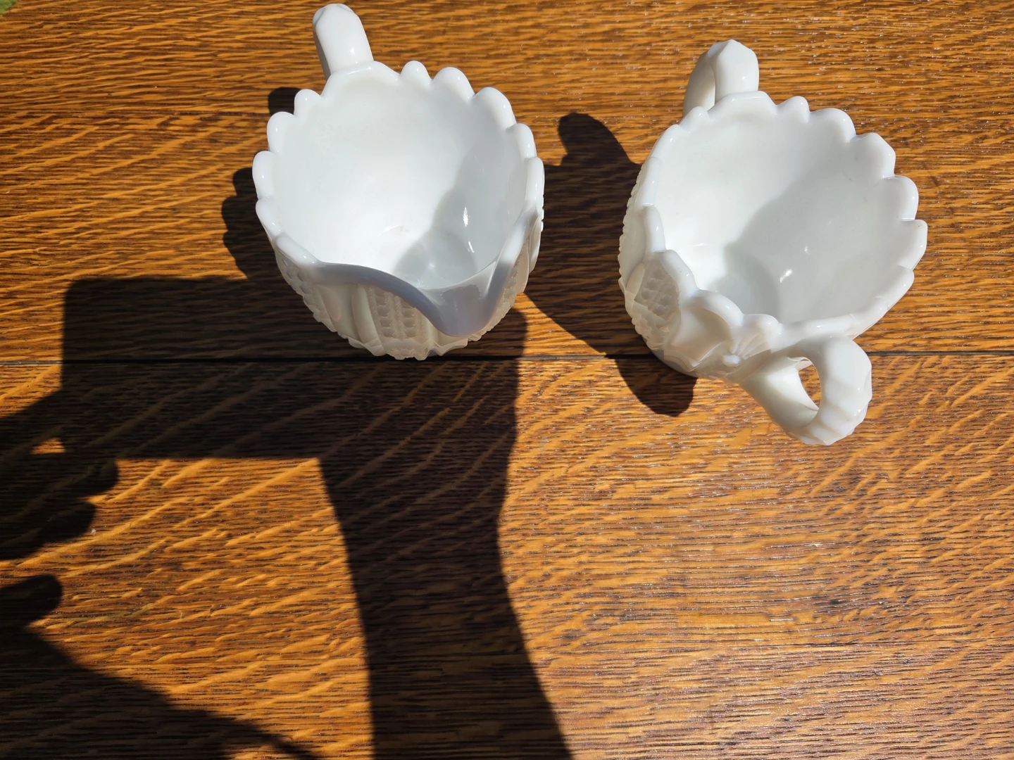 White Milk Glass Creamer and Sugar Bowl Set - photo 2