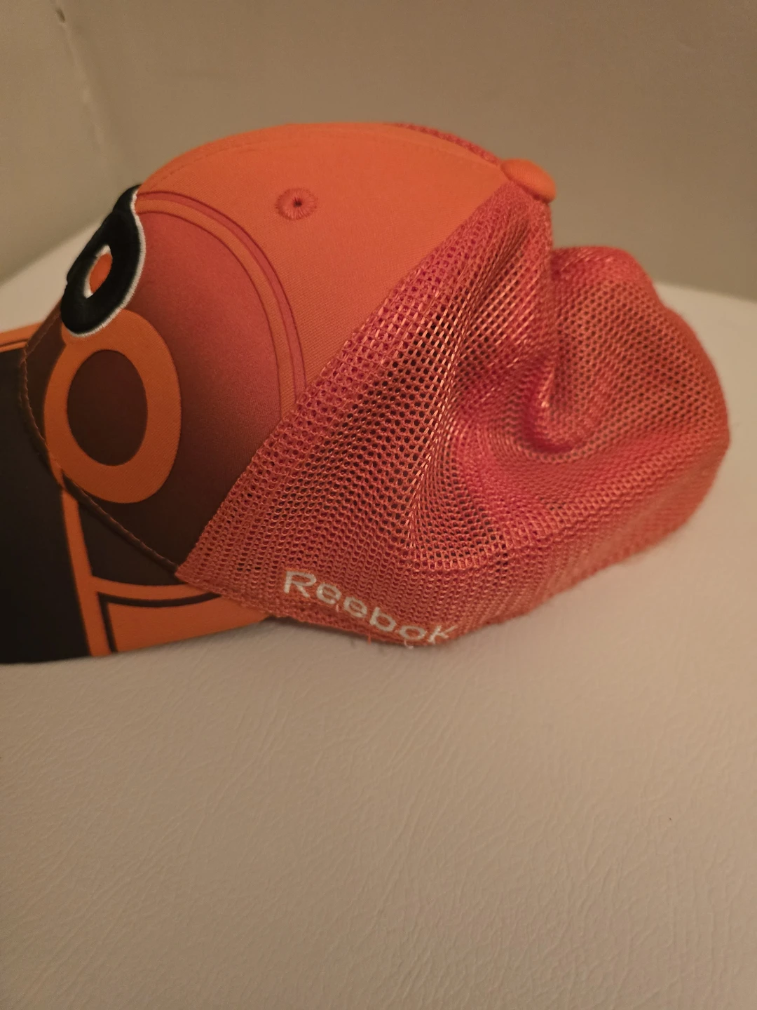 Reebok Philadelphia Flyers Mesh Trucker Cap L/XL - photo 2