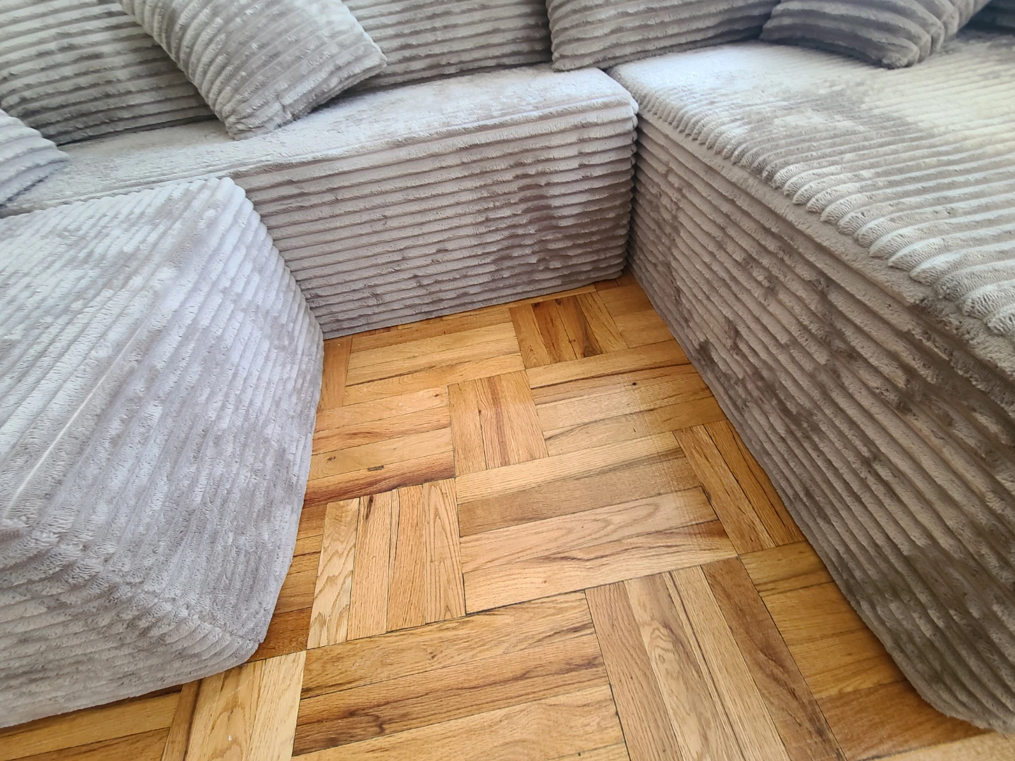 Sectional Sofa with Ottoman - photo 5