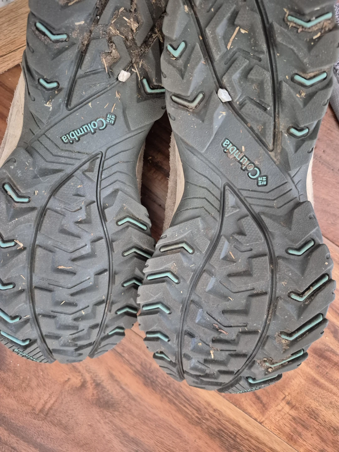 Columbia Women's Hiking Shoes Size 7 - photo 2
