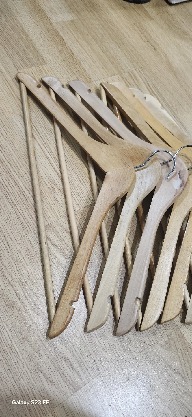 Wooden Clothes Hangers - Set of 7 - photo 2