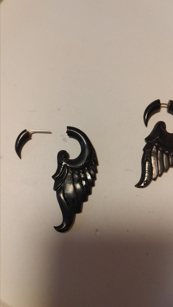 Black Wing Earrings - photo 3