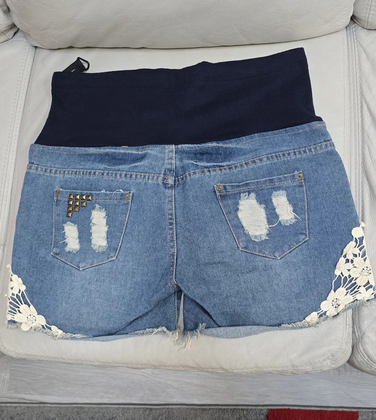 Maternity Denim Shorts with Lace - photo 2