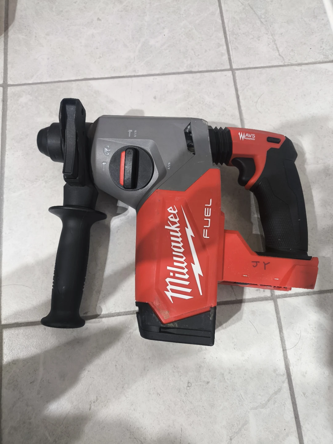 Milwaukee 1" Rotary Hammer