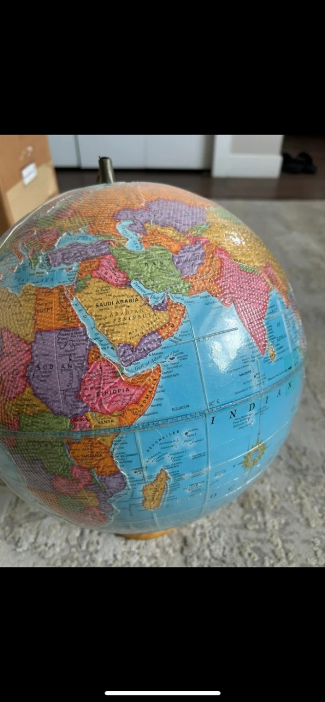 12" World Globe - photo 4