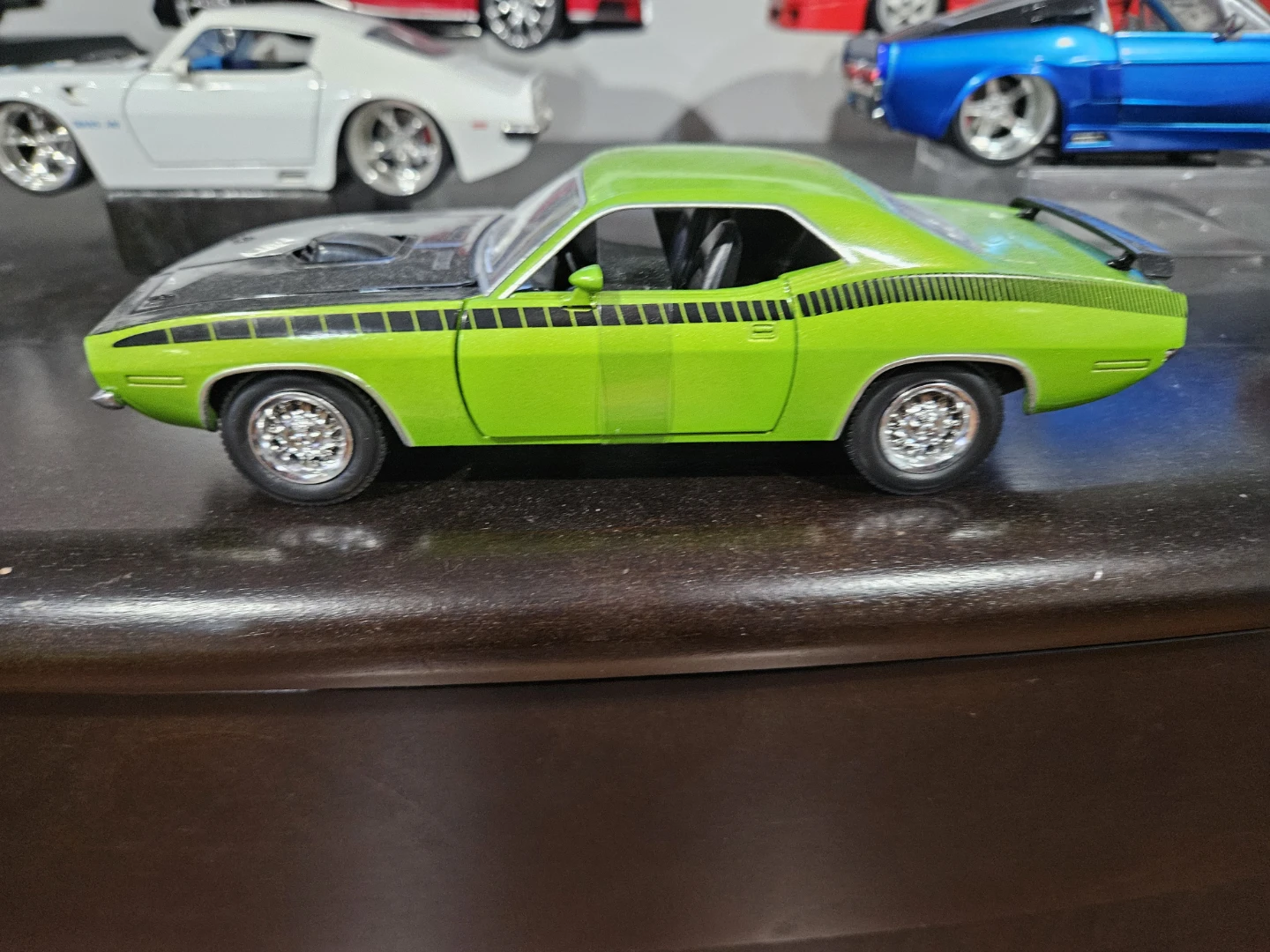 1/24, 1/18 diecast Model Cars. Starting at $20 - photo 4