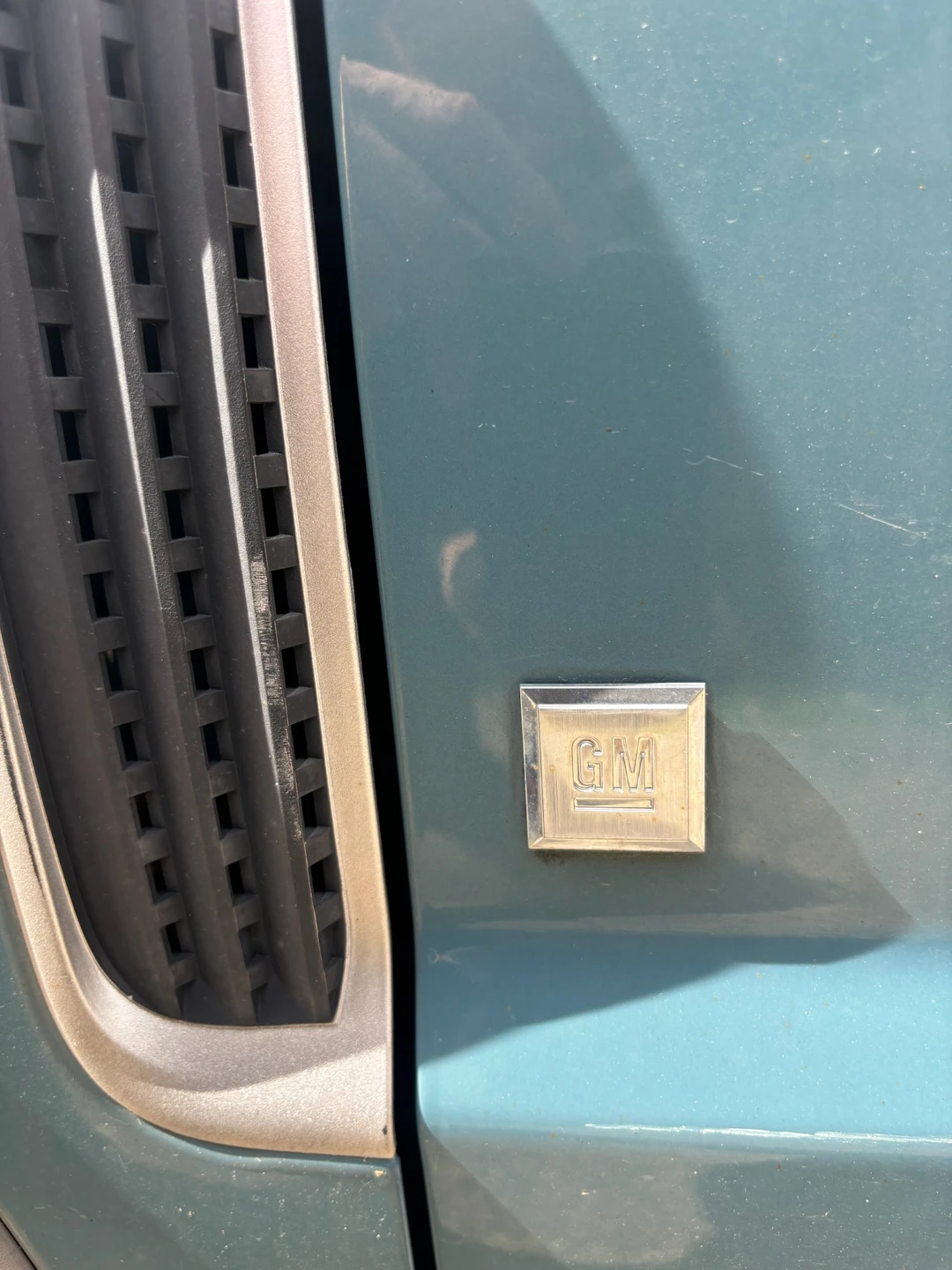 Blue Saturn Vue SUV 2008 - photo 4