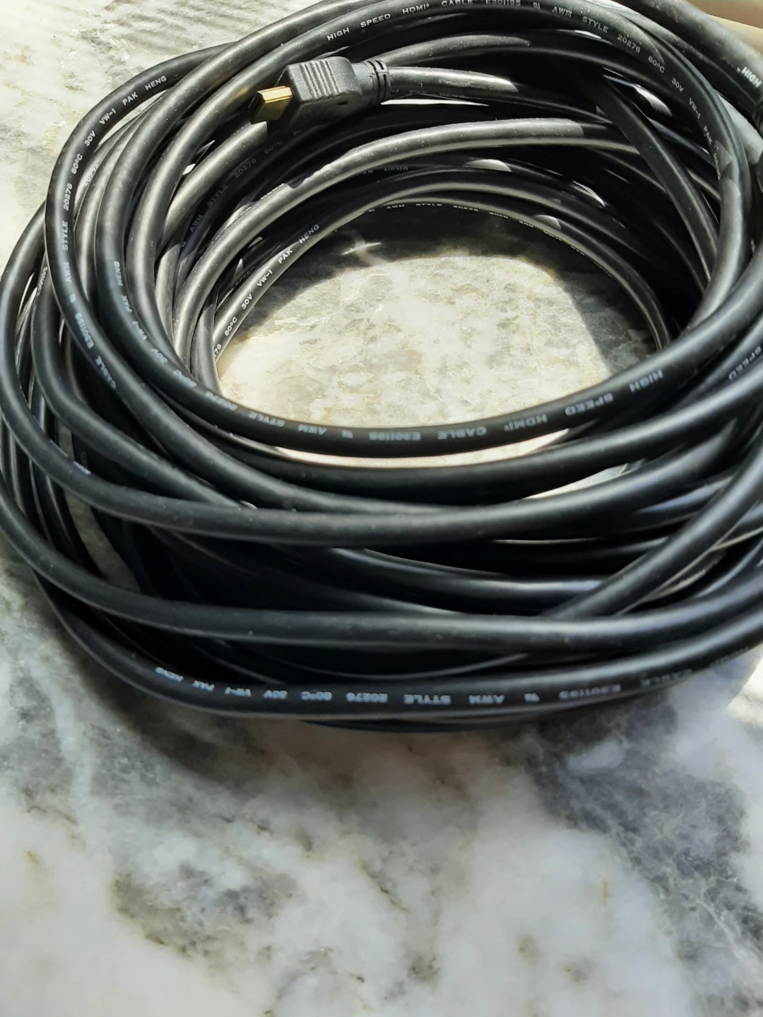 HDMI Cable + audio cable - photo 3