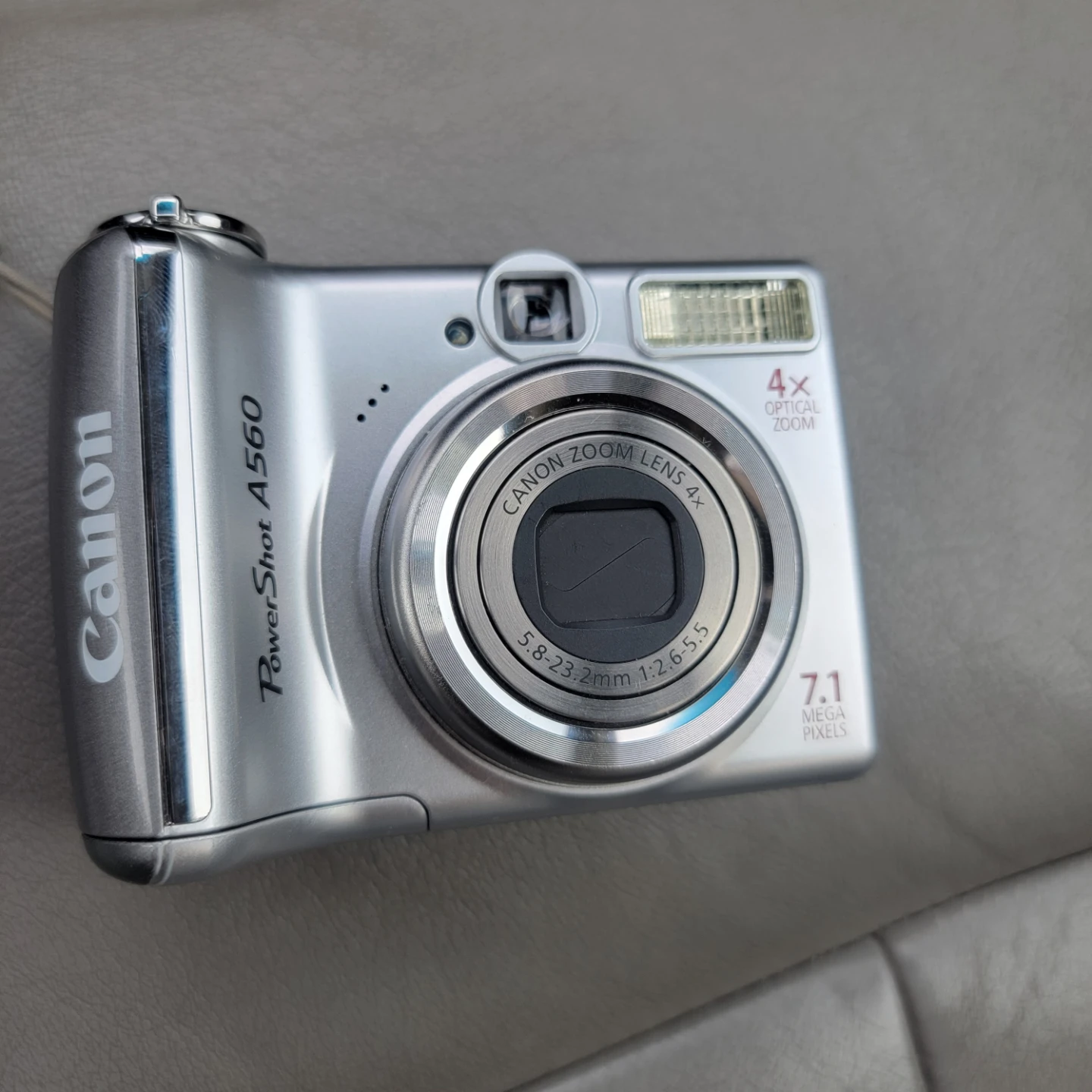 Canon PowerShot A560 Digital Camera - photo 4