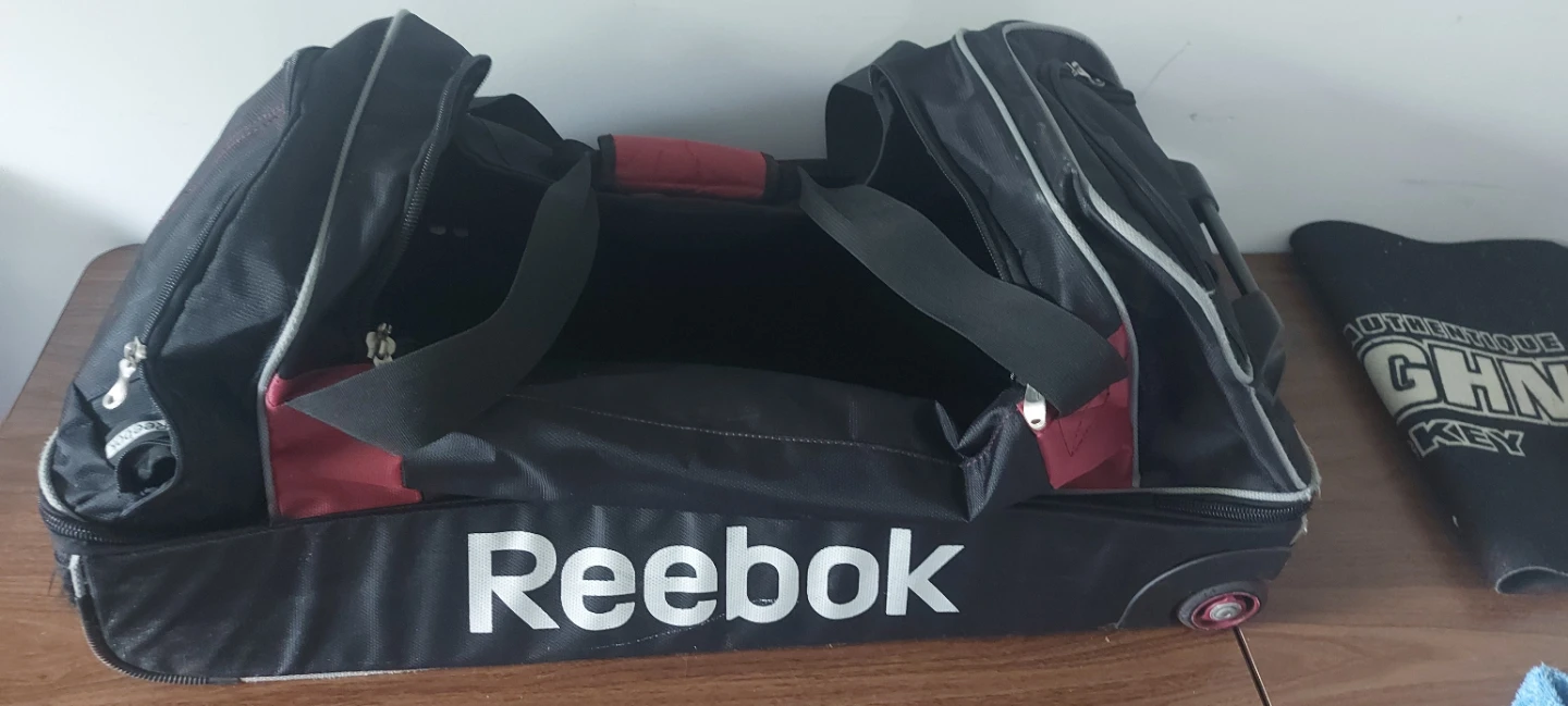 Reebok Rolling Duffle Bag