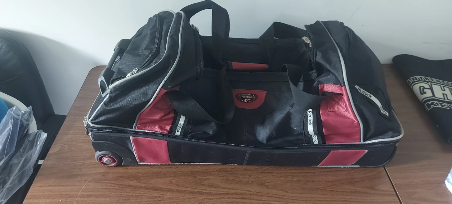 Reebok Rolling Duffle Bag - photo 2