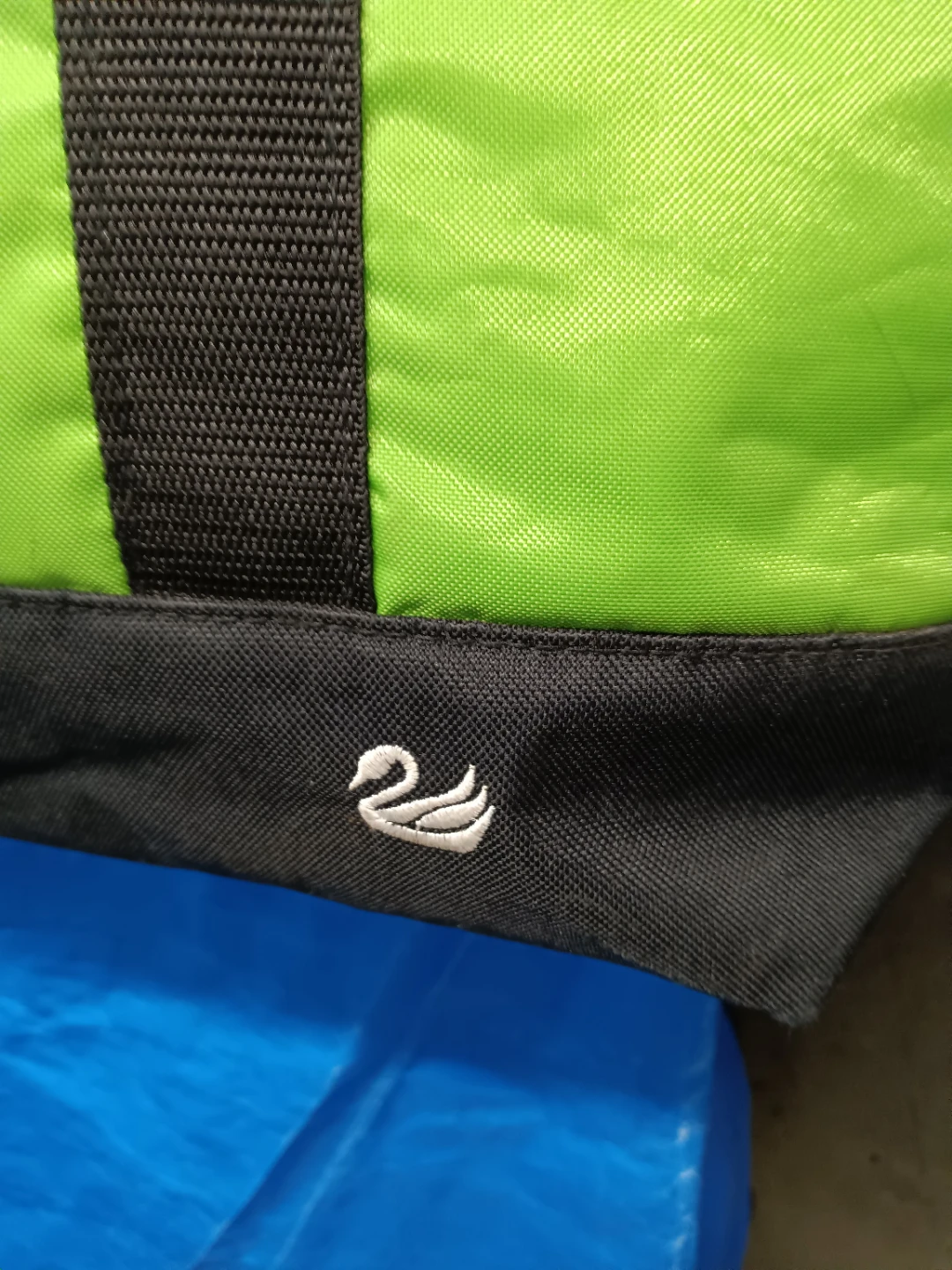 Bright Green Duffel Bag with Zipper Pocket - photo 2