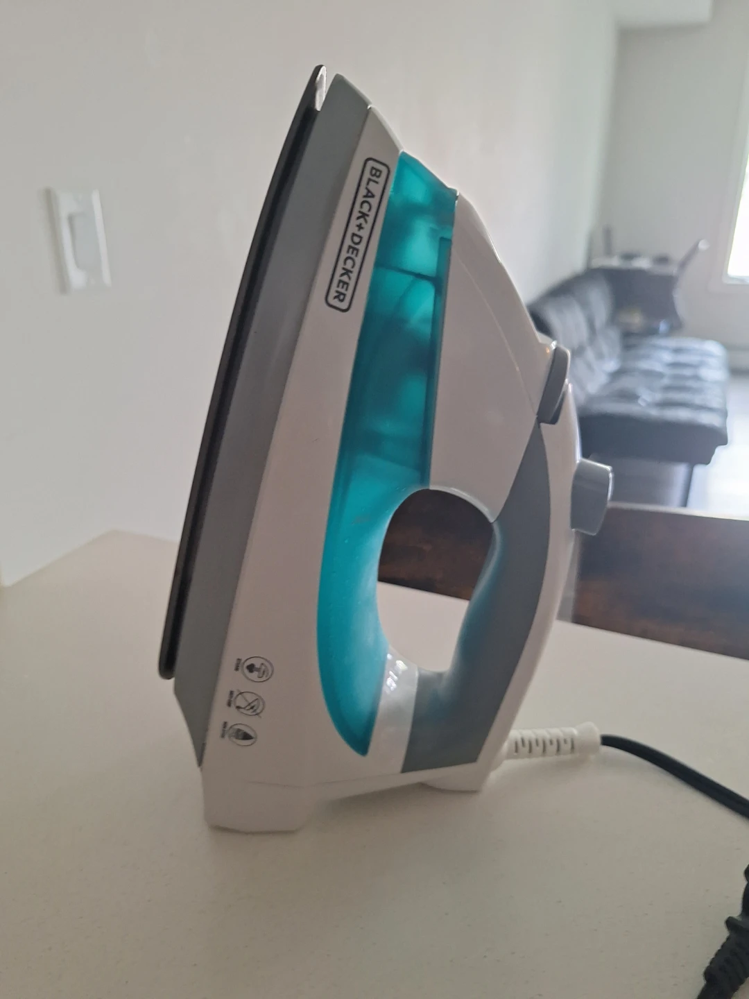 Black+Decker Iron - photo 2