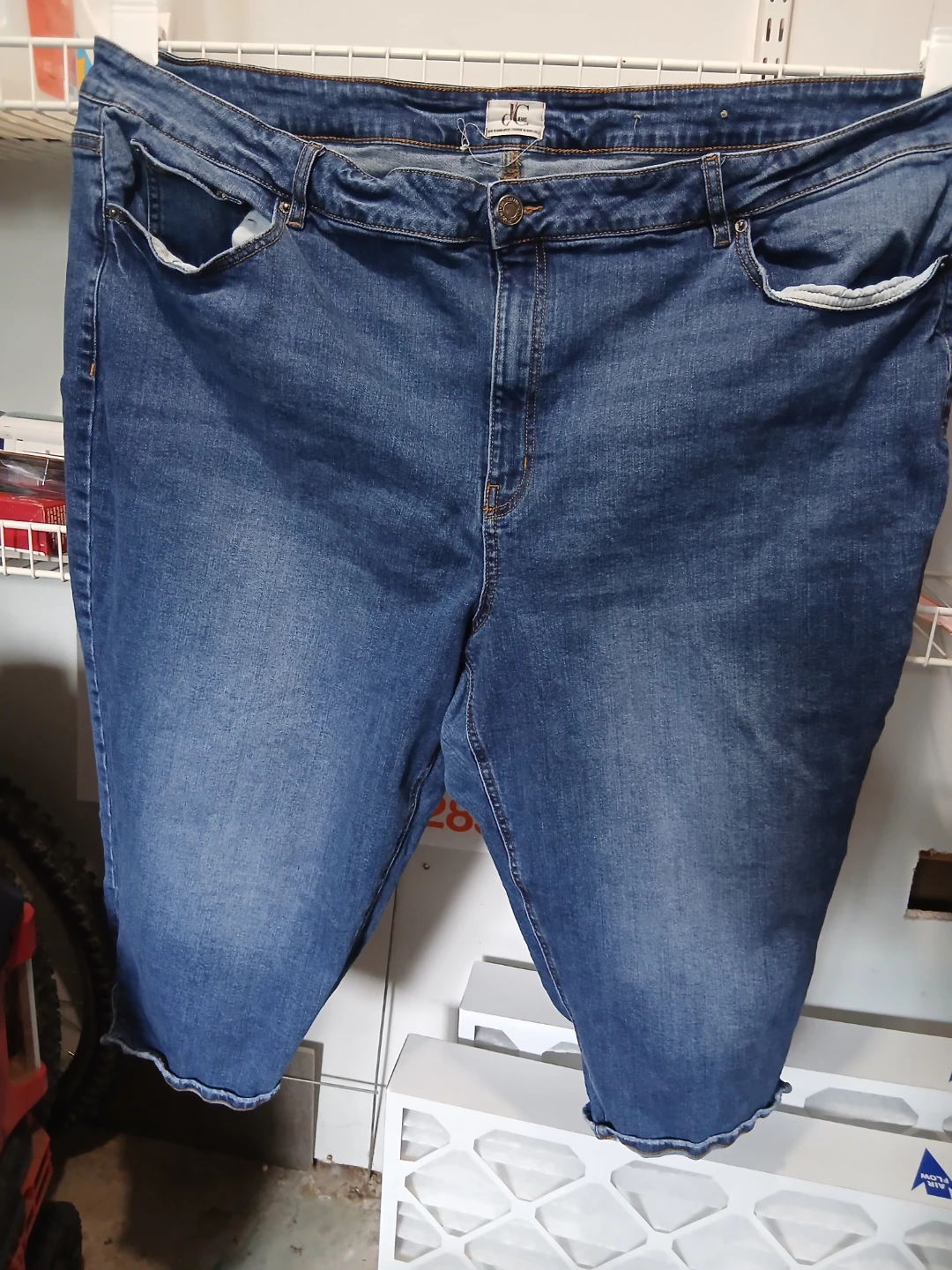 DC Jeans Denim Capris Size 28W