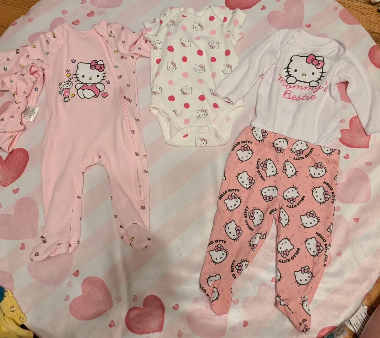 Baby Girls Hello Kitty Sleepers and Onesie Set