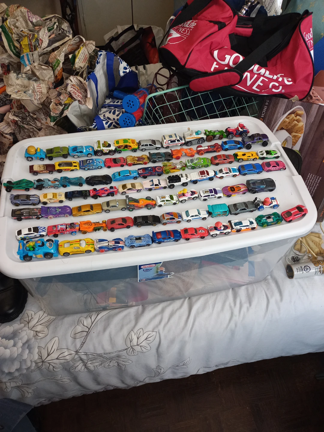 Hot Wheels And Other Brands - 155 Cars Total - photo 2