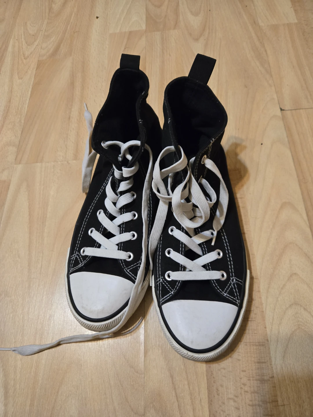 ⚽ Primark Black High Top Sneakers