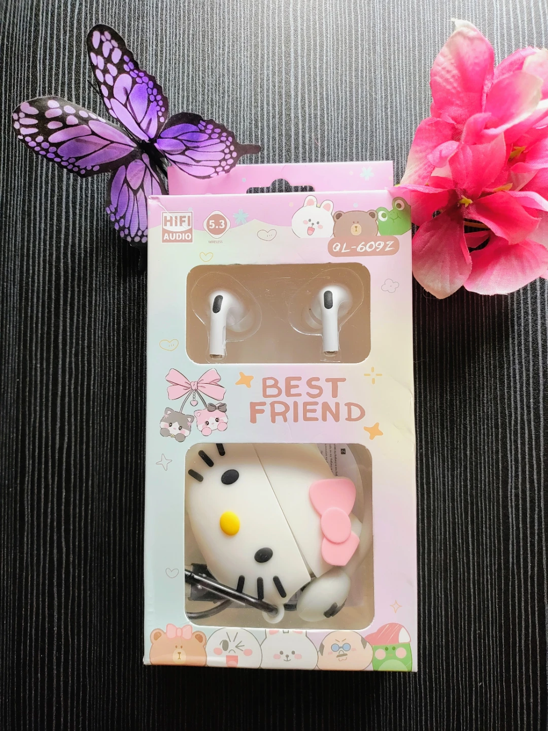 Hello Kitty QL-609Z Wireless Earbuds with Case