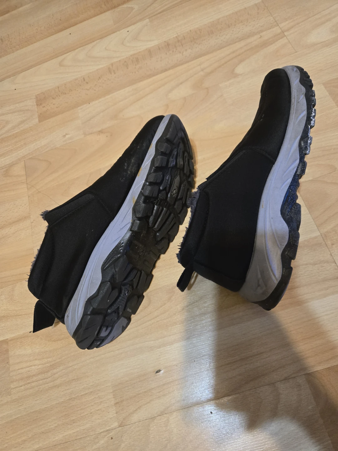 Black Fur Lined Slip-On Shoes ⚽ - photo 2