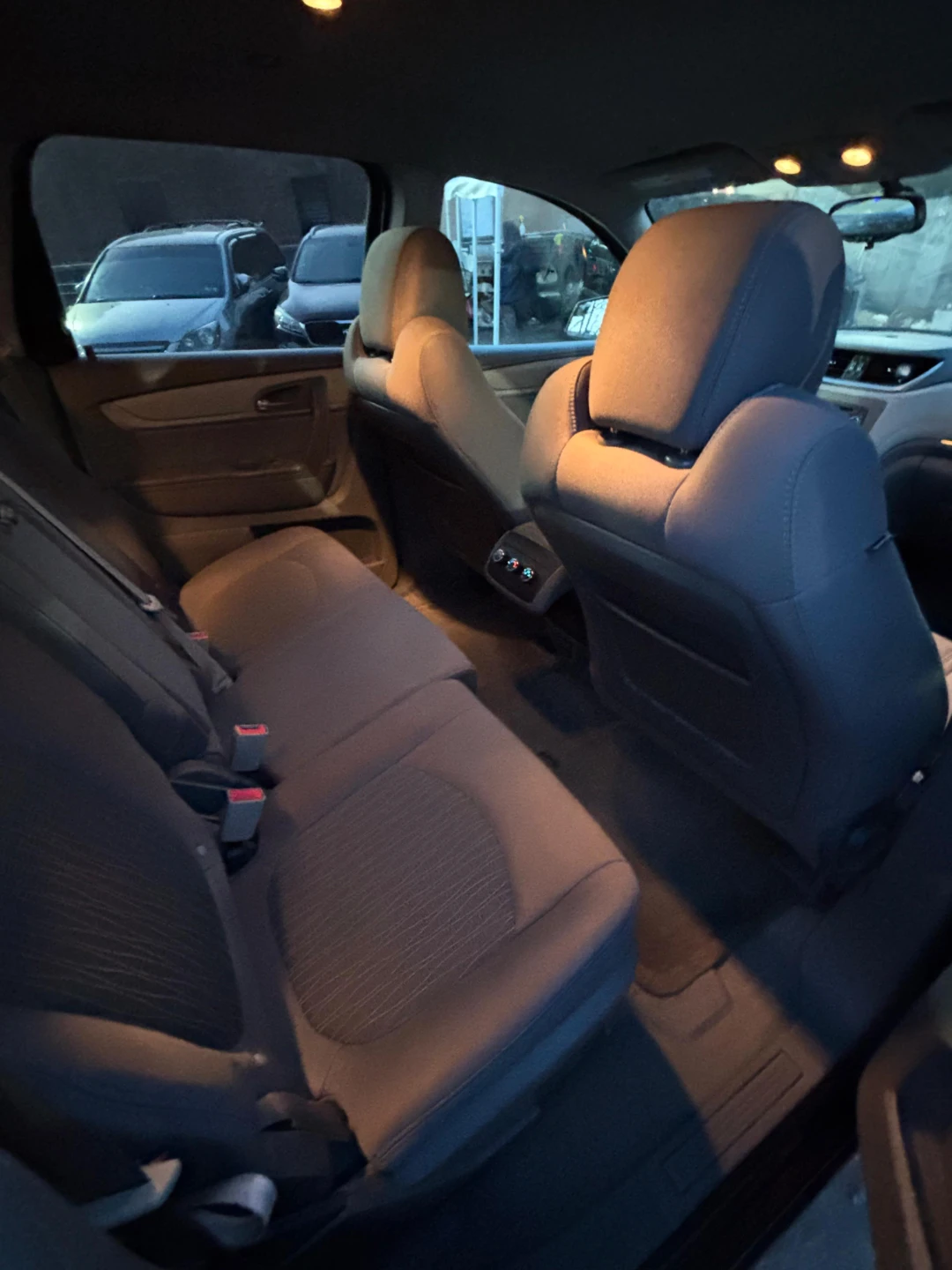 2014 Chevrolet Traverse LT - photo 5