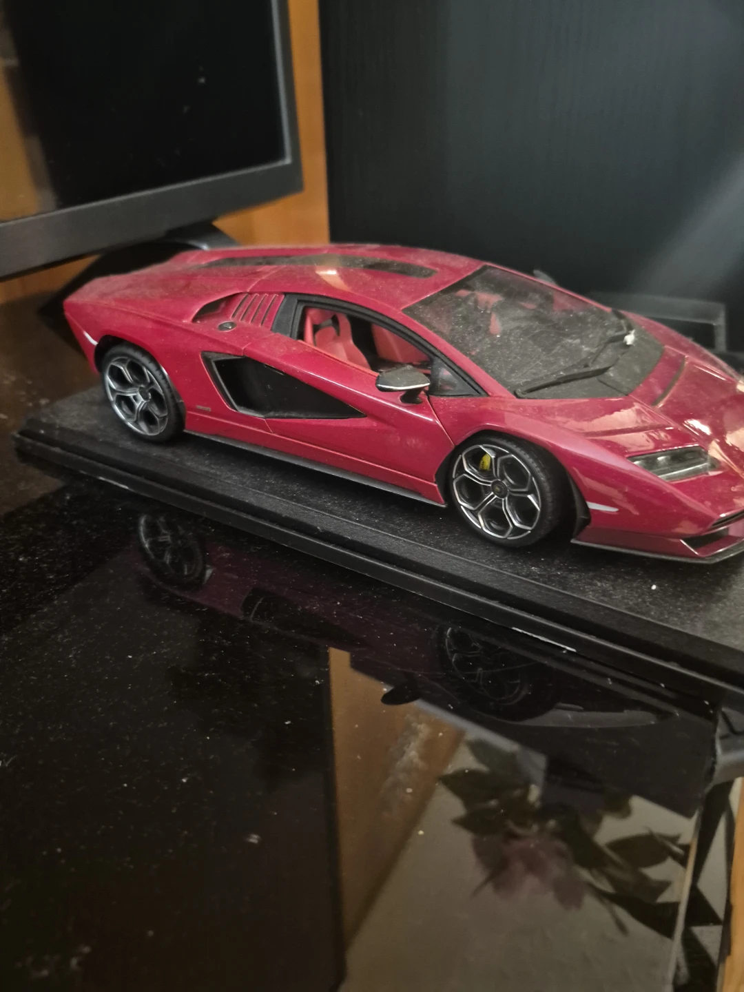 Red Lamborghini Sports Car - photo 2