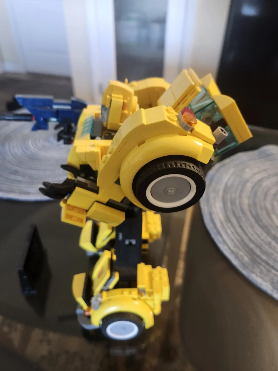 LEGO Transformers Bumblebee set# 10338-1 - photo 2